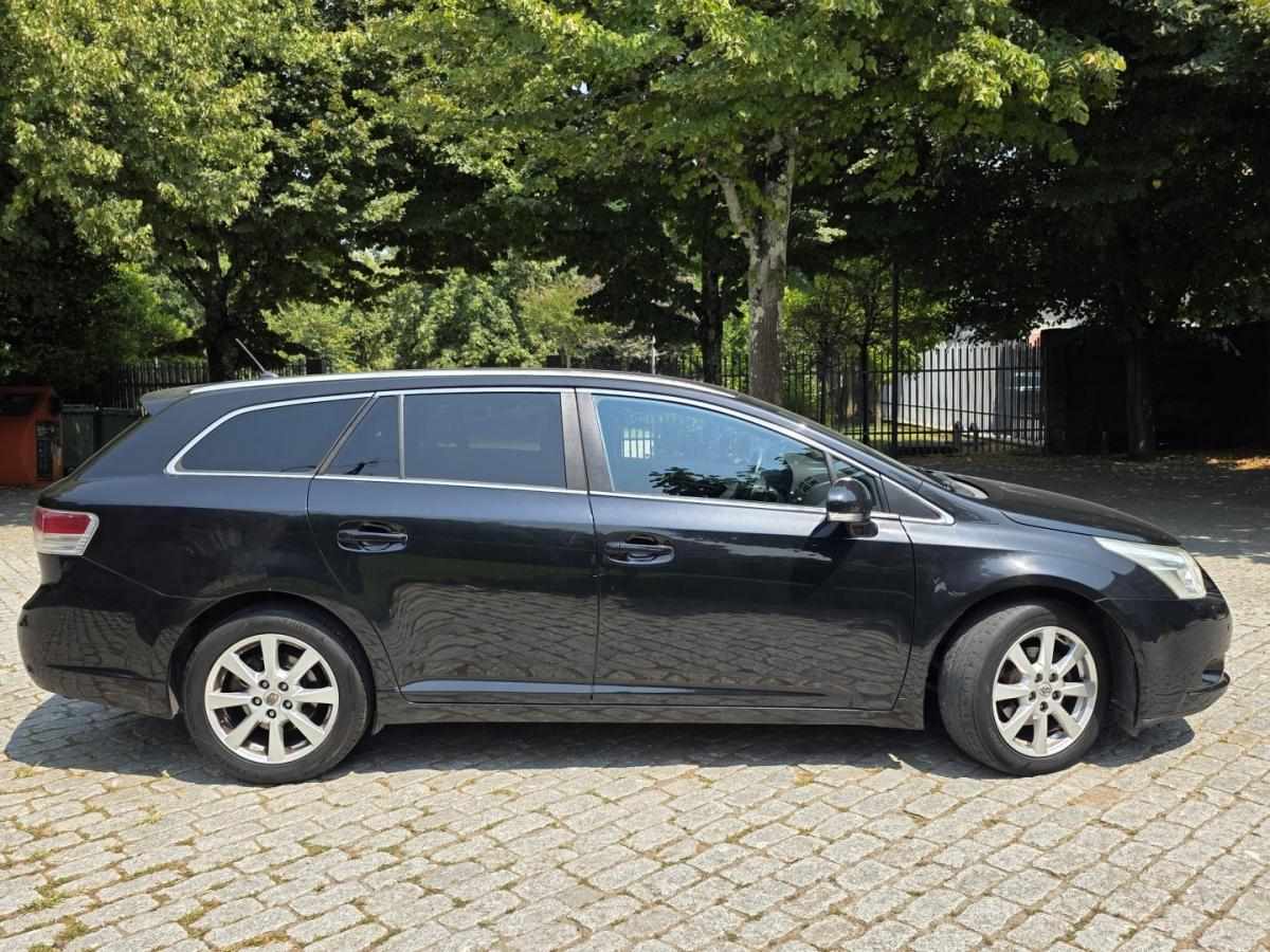 toyota-avensis-sw-2009-diesel-1998cc