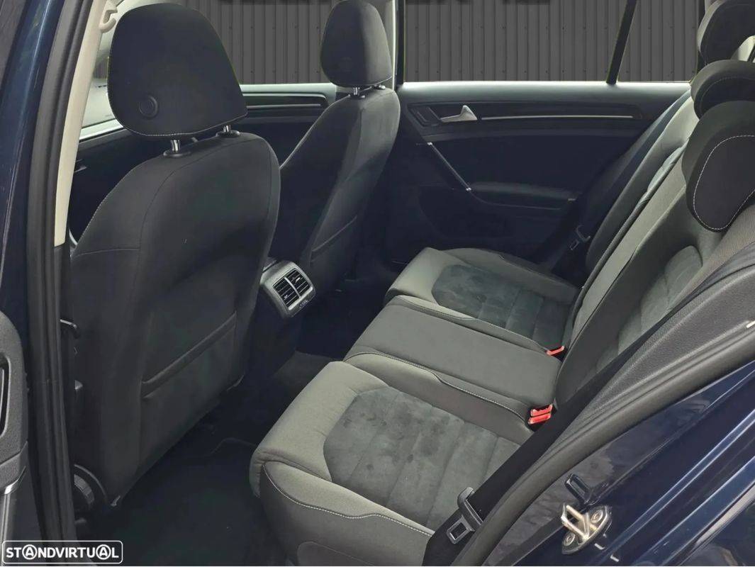 volkswagen-golf-variant-2014-diesel-1598cc