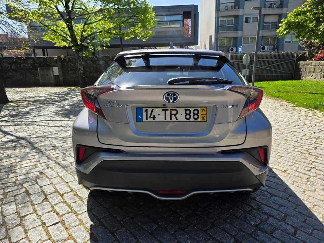 toyota-c-hr-2017-hibrido-1798cc