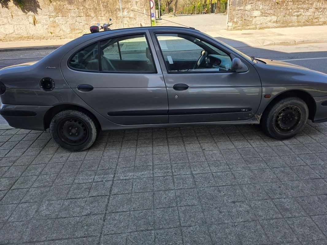 renault-megane-1997-gasolina-1390cc