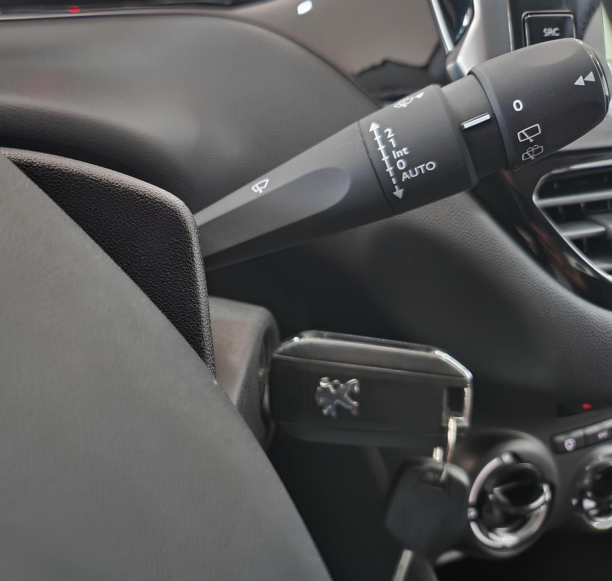 peugeot-208-2019-diesel-1499cc