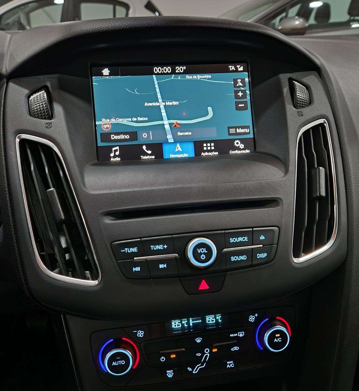 ford-focus-sw-2017-diesel-1499cc