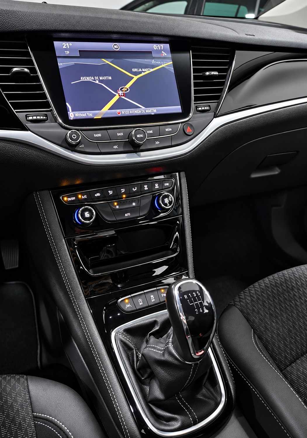 opel-astra-sport-tourer-2016-diesel-1598cc