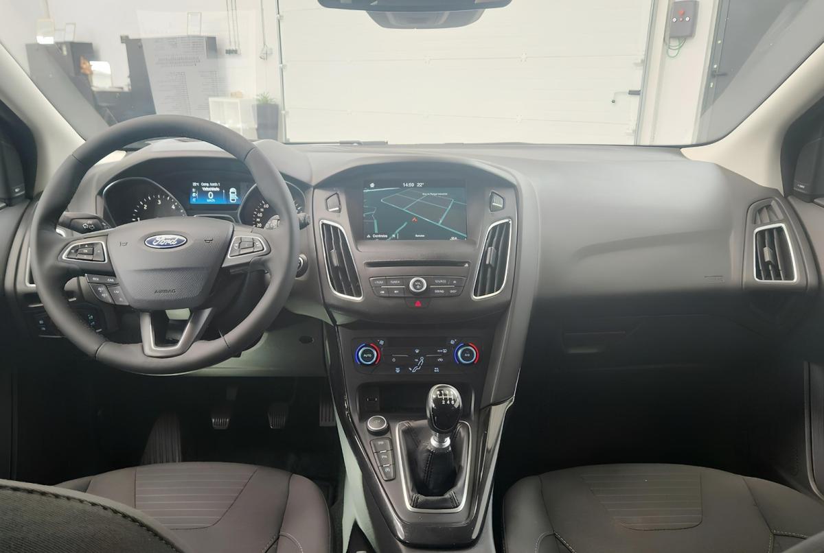 ford-focus-sw-2018-diesel-1499cc