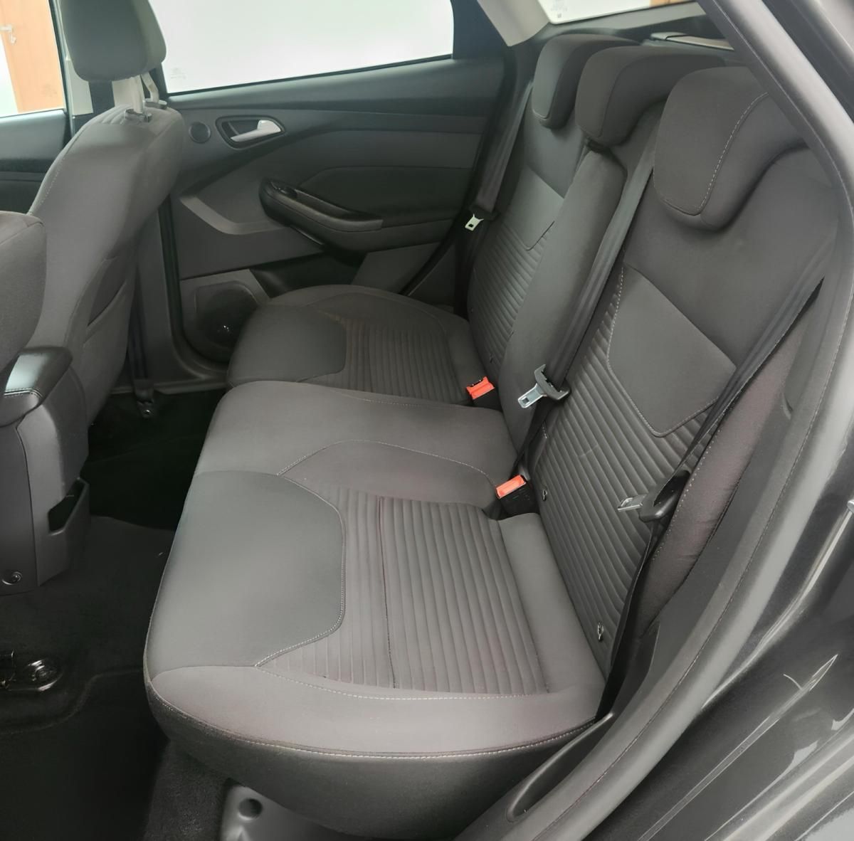 ford-focus-sw-2018-diesel-1499cc