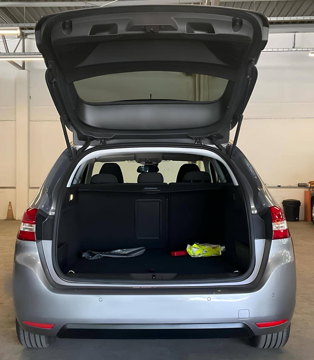peugeot-308-sw-2020-diesel-1499cc