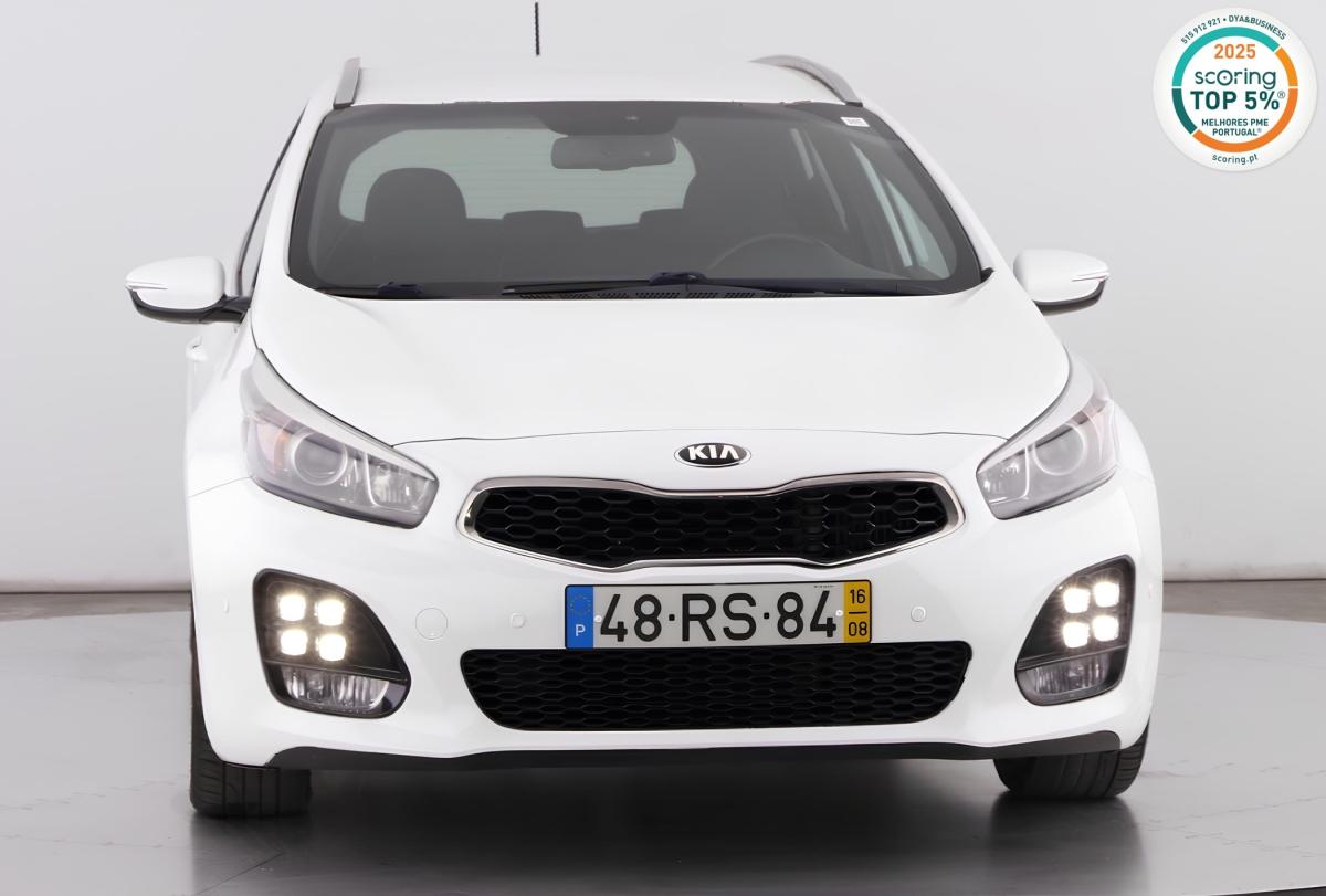 kia-ceed-sw-2016-diesel-1582cc