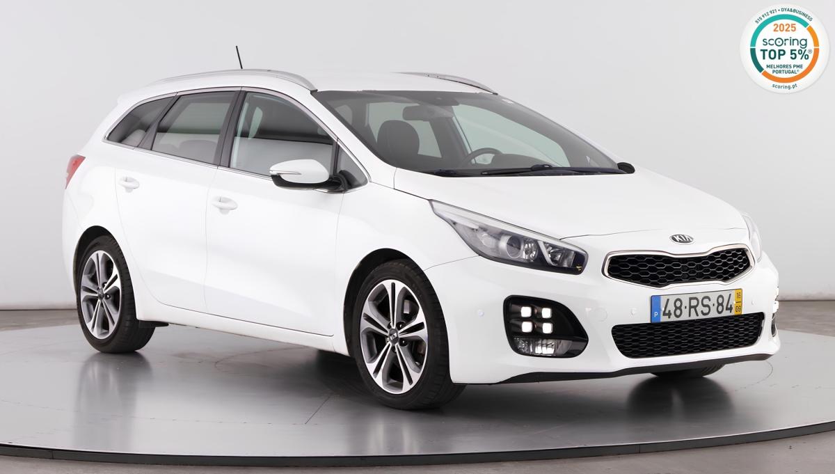 kia-ceed-sw-2016-diesel-1582cc