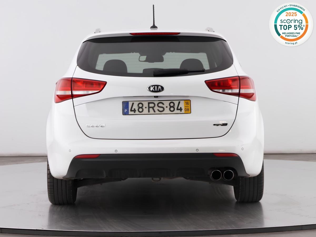 kia-ceed-sw-2016-diesel-1582cc