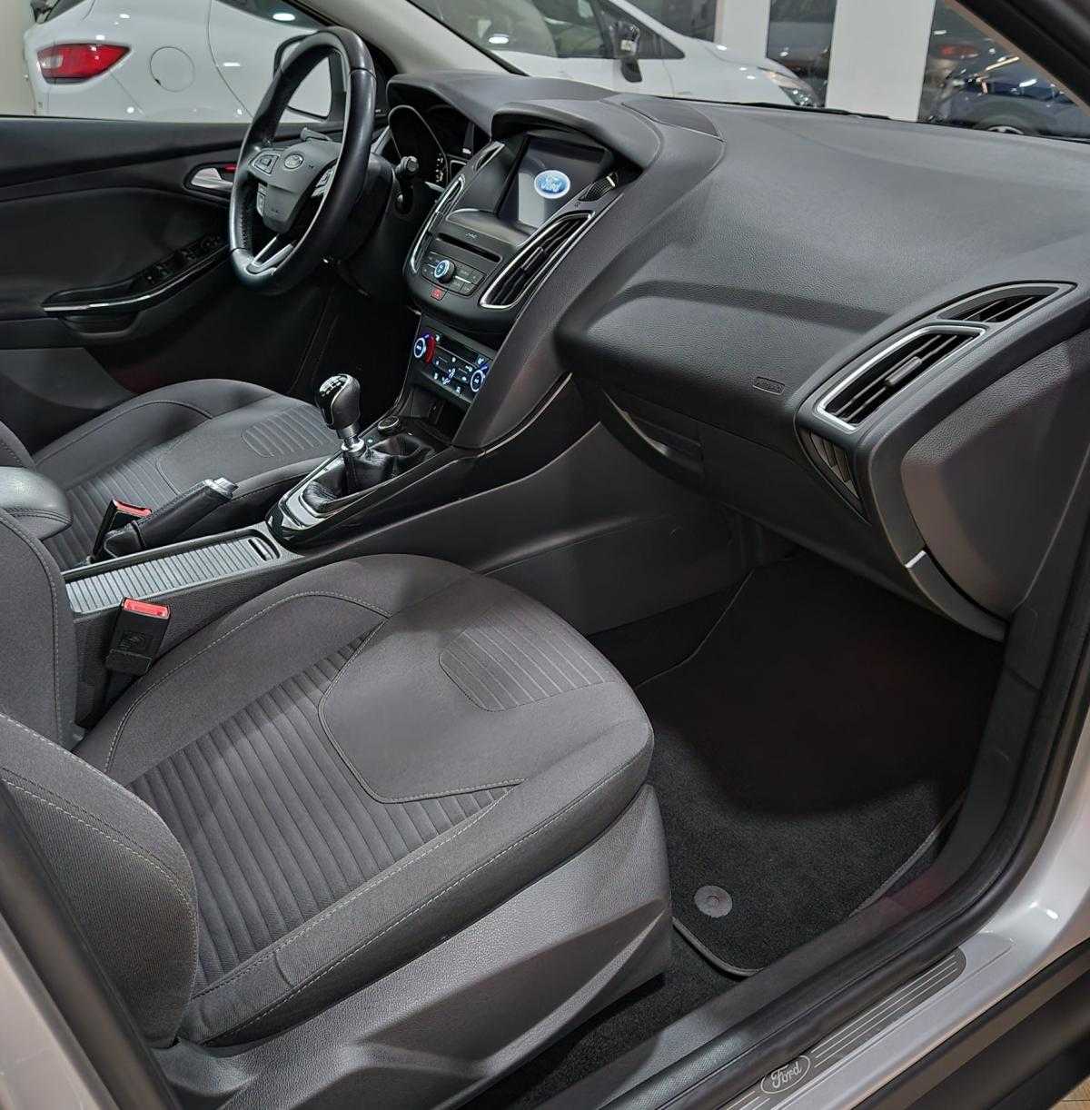 ford-focus-sw-2017-diesel-1499cc