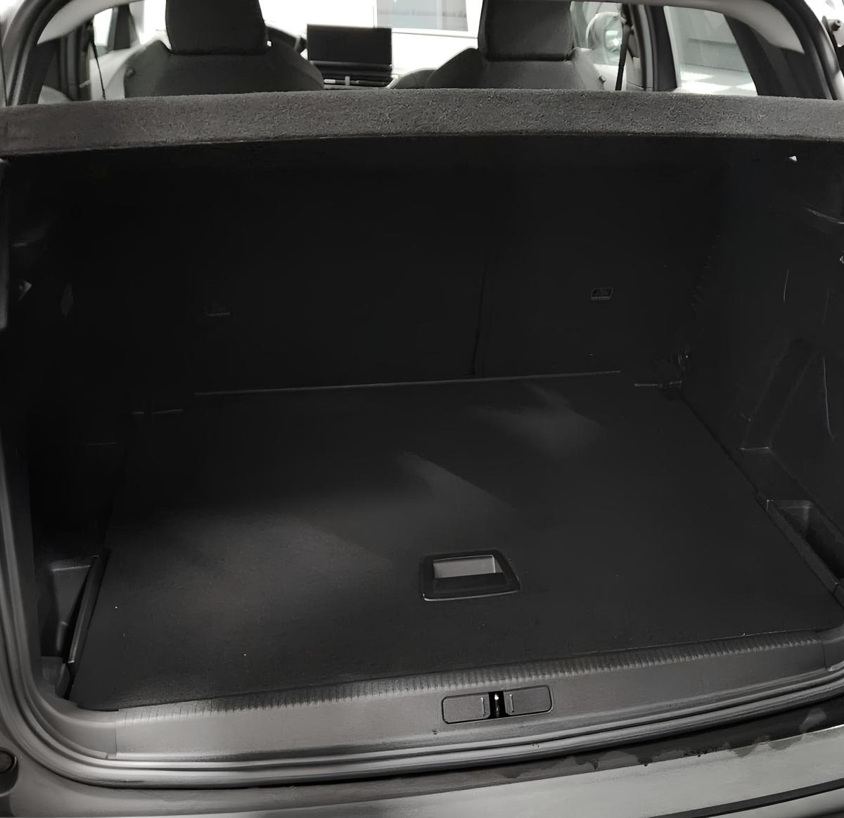 peugeot-3008-2022-diesel-1499cc