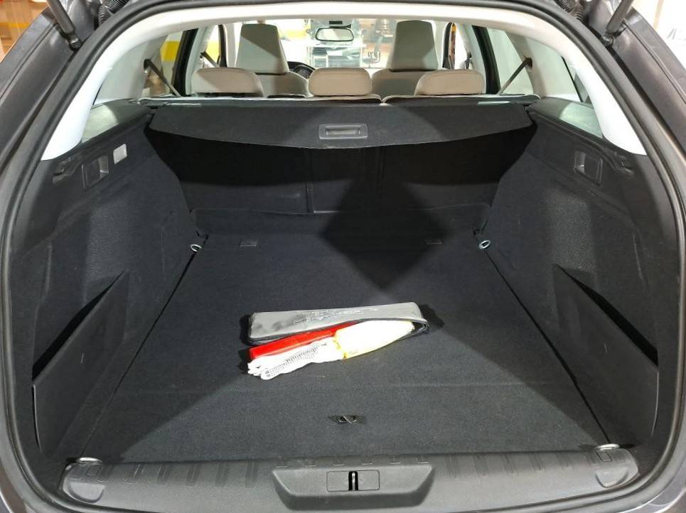 peugeot-308-sw-2020-diesel-1499cc