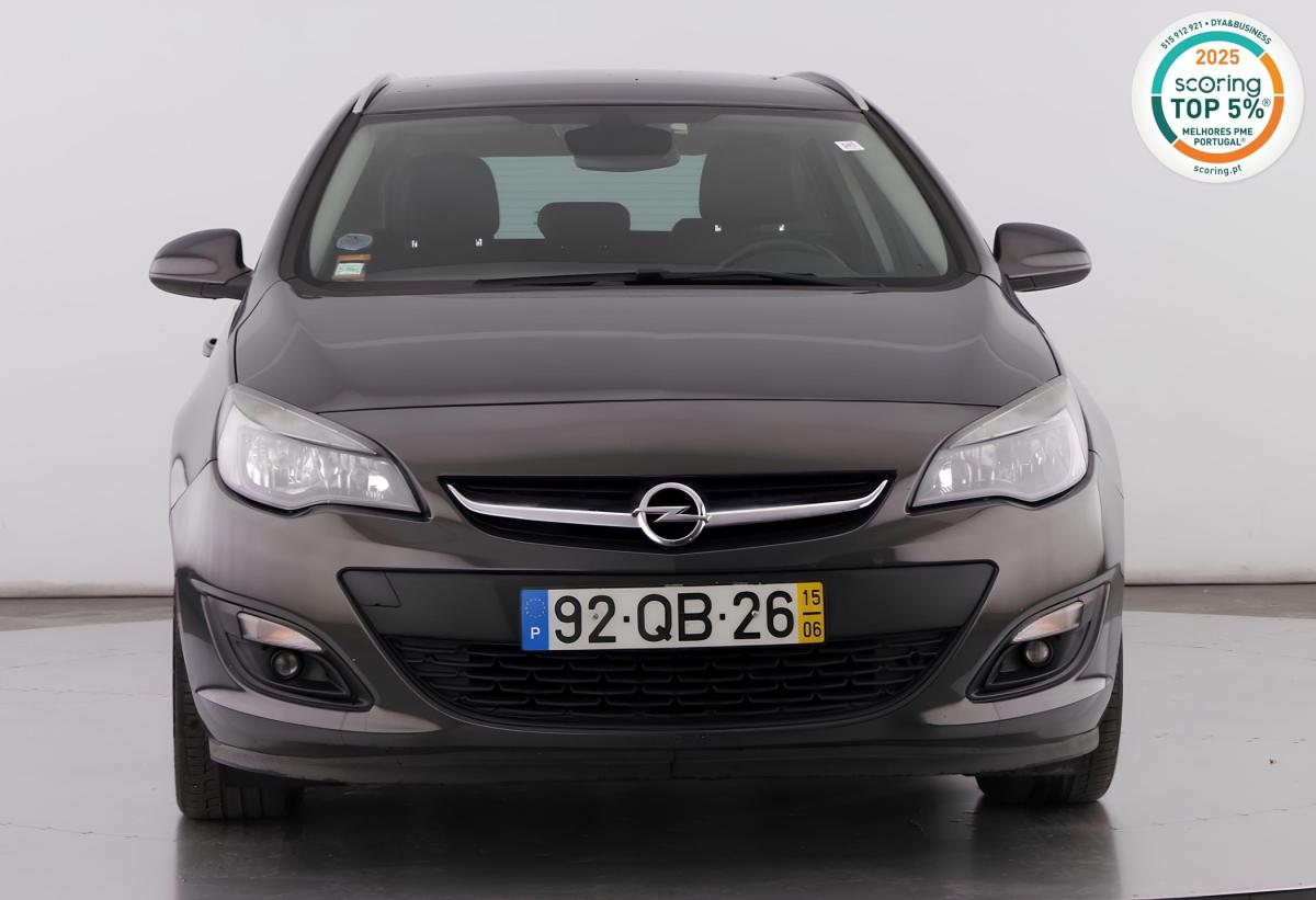 opel-astra-sport-tourer-2015-diesel-1598cc