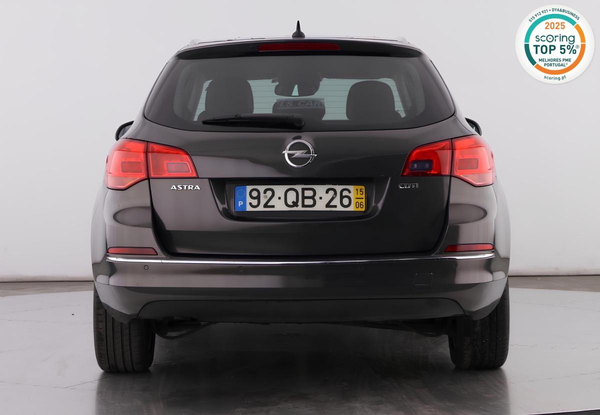 opel-astra-sport-tourer-2015-diesel-1598cc