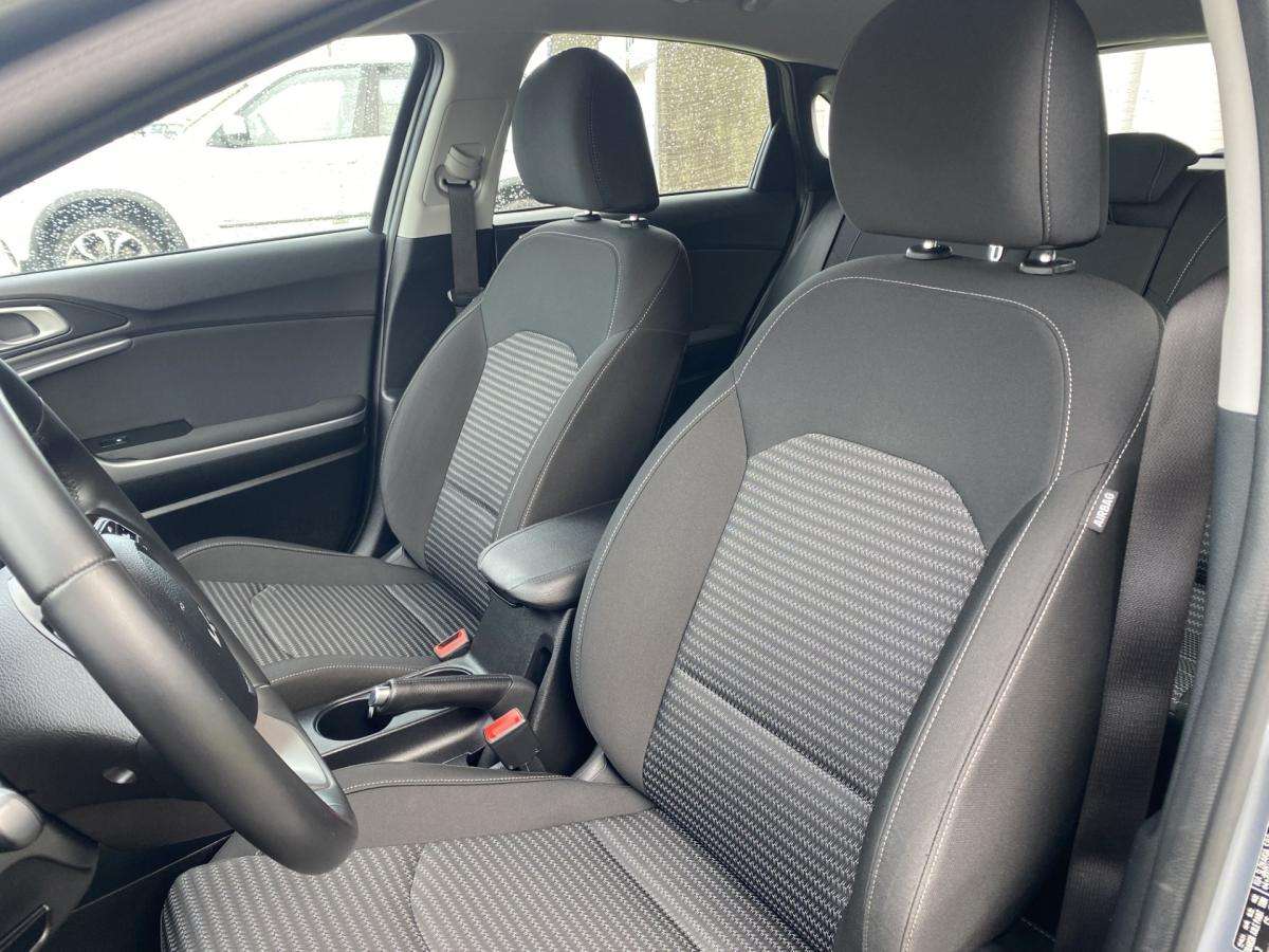 kia-ceed-2023-gasolina-998cc