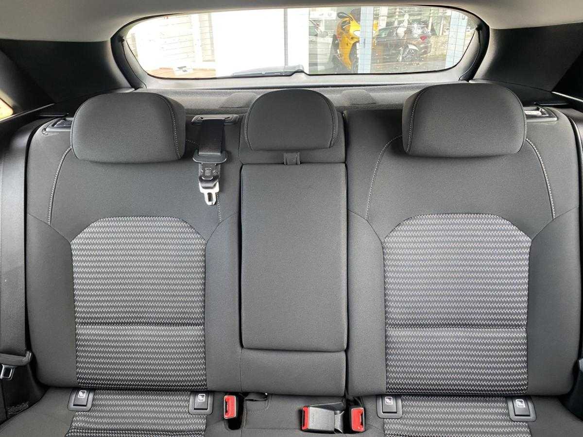 kia-ceed-2023-gasolina-998cc