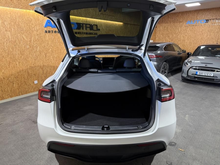 tesla-model-y-2023-eletrico-0cc