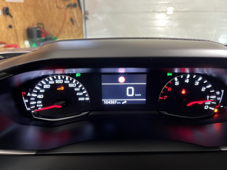 peugeot-2008-2020-diesel-1499cc