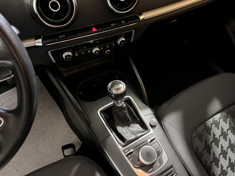 audi-a3-limousine-2014-diesel-1598cc