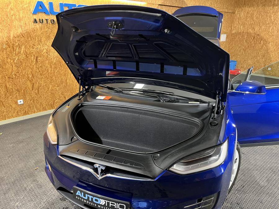 tesla-model-x-2018-eletrico-0cc