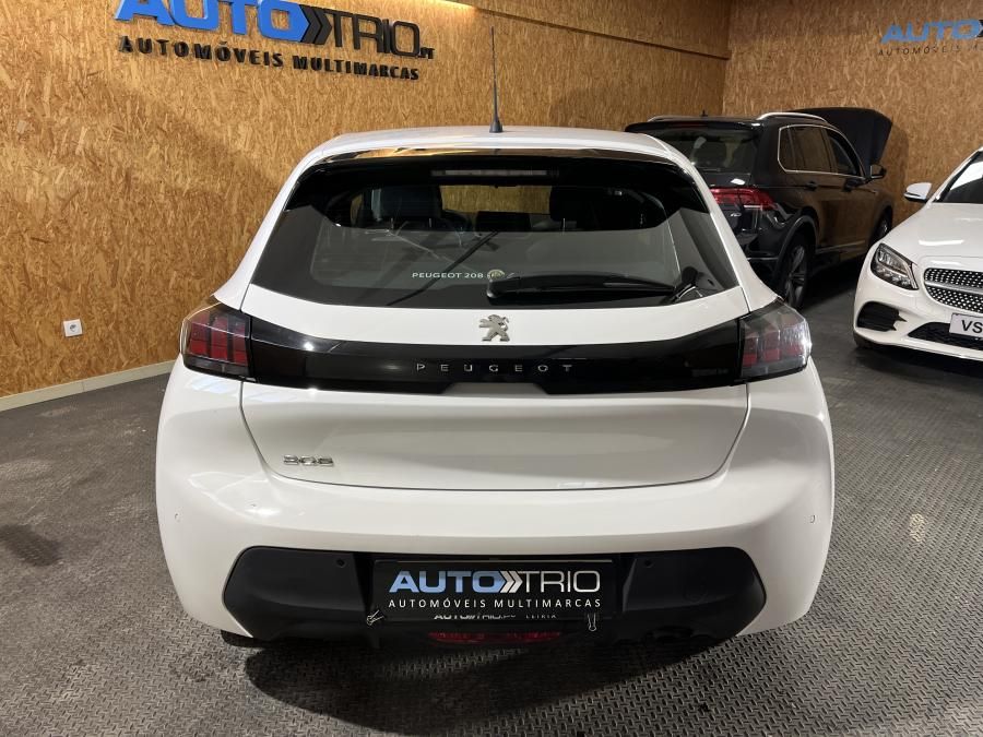 peugeot-208-2021-gasolina-1199cc