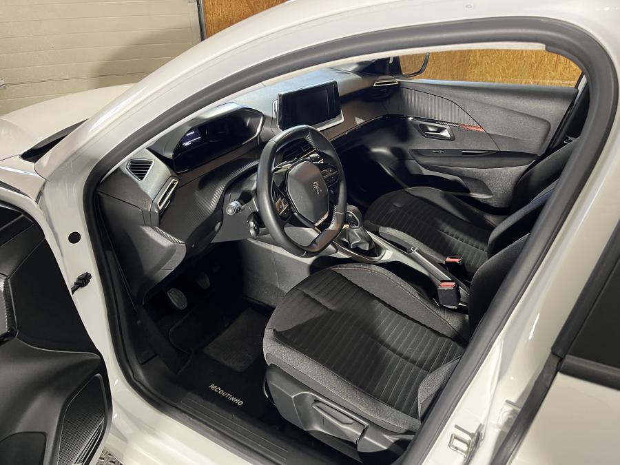 peugeot-208-2021-gasolina-1199cc