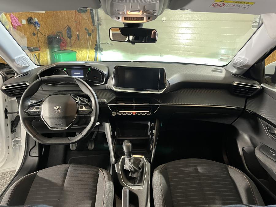 peugeot-208-2021-gasolina-1199cc