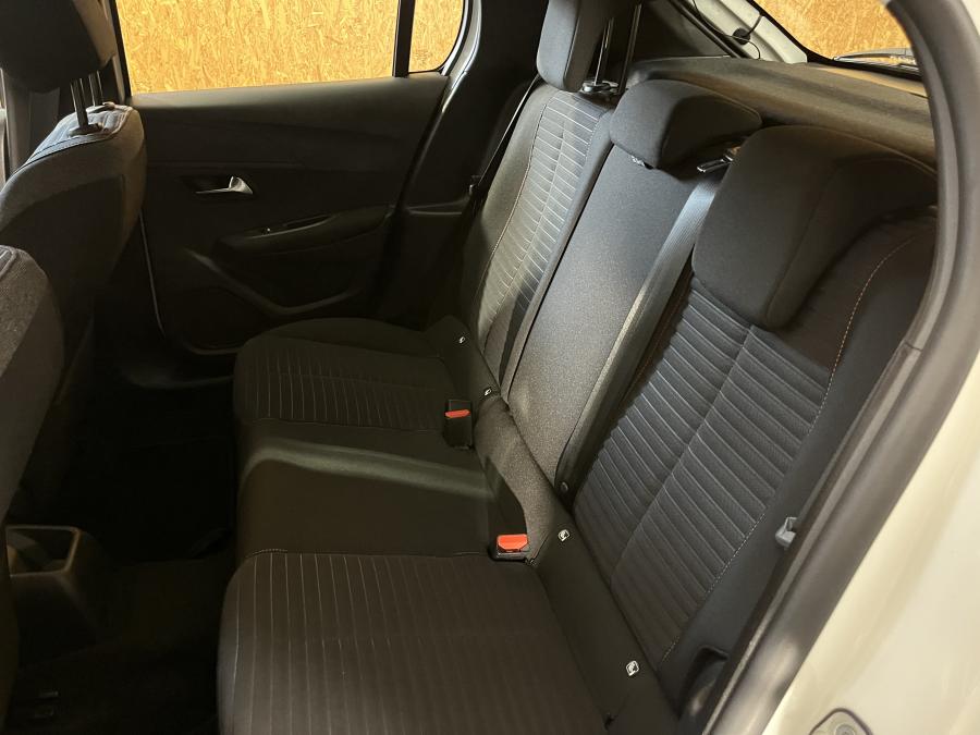 peugeot-208-2021-gasolina-1199cc