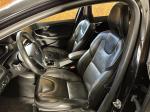 volvo-v40-cross-country-2016-diesel-1969cc