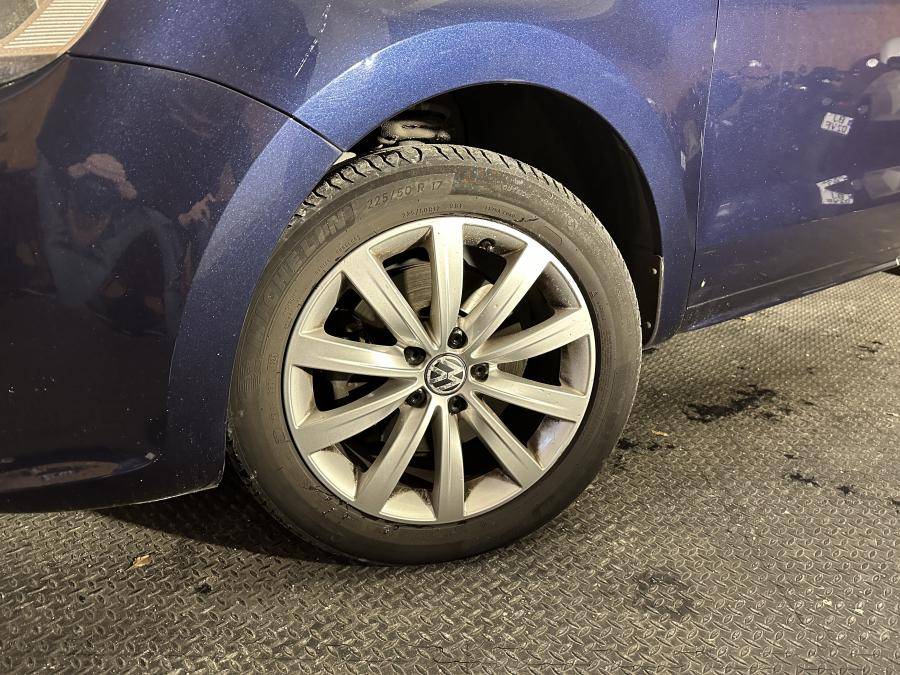volkswagen-sharan-2010-diesel-1968cc