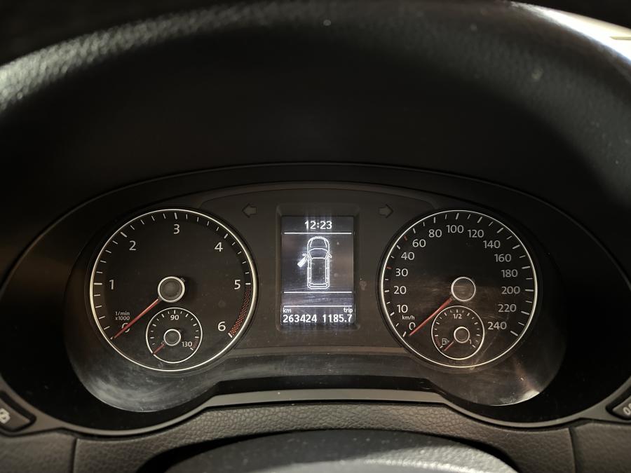 volkswagen-sharan-2010-diesel-1968cc