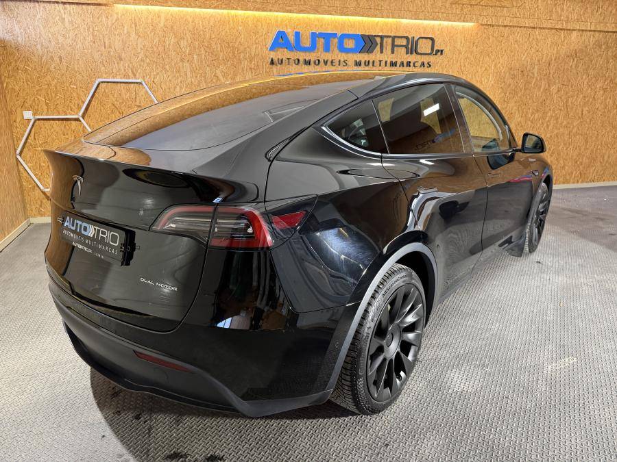 tesla-model-y-2022-eletrico-0cc