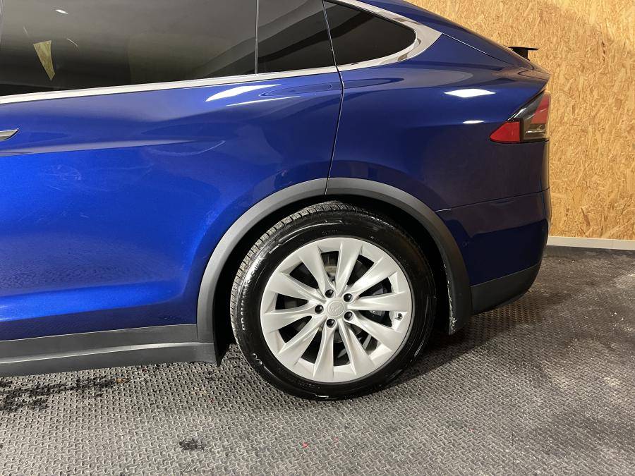 tesla-model-x-2018-eletrico-0cc