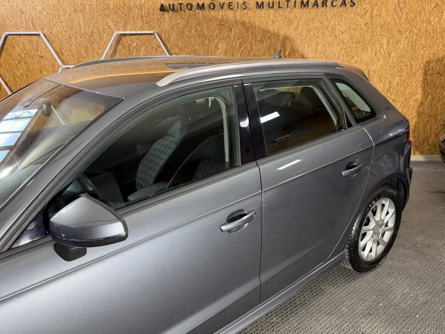 audi-a3-sportback-2014-diesel-1598cc