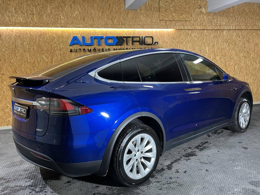tesla-model-x-2018-eletrico-0cc