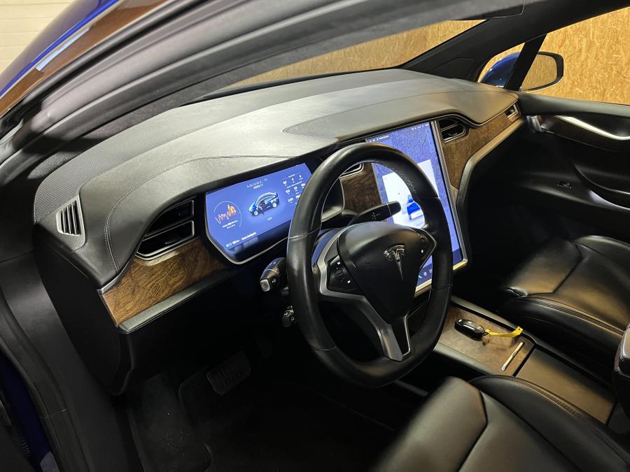tesla-model-x-2018-eletrico-0cc
