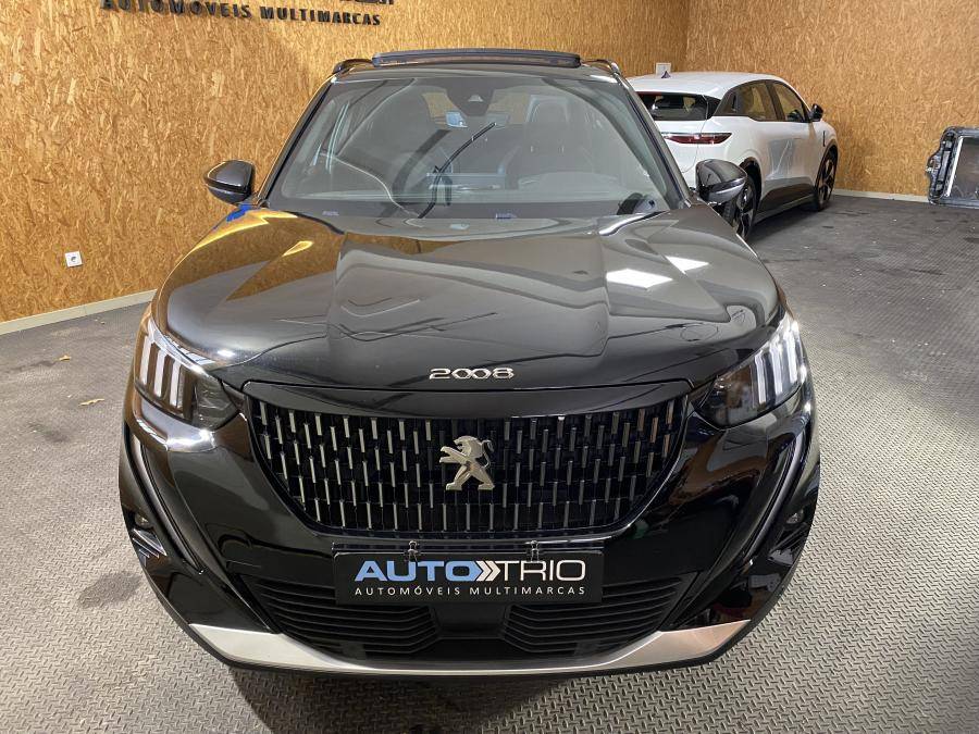 peugeot-2008-2022-gasolina-1199cc
