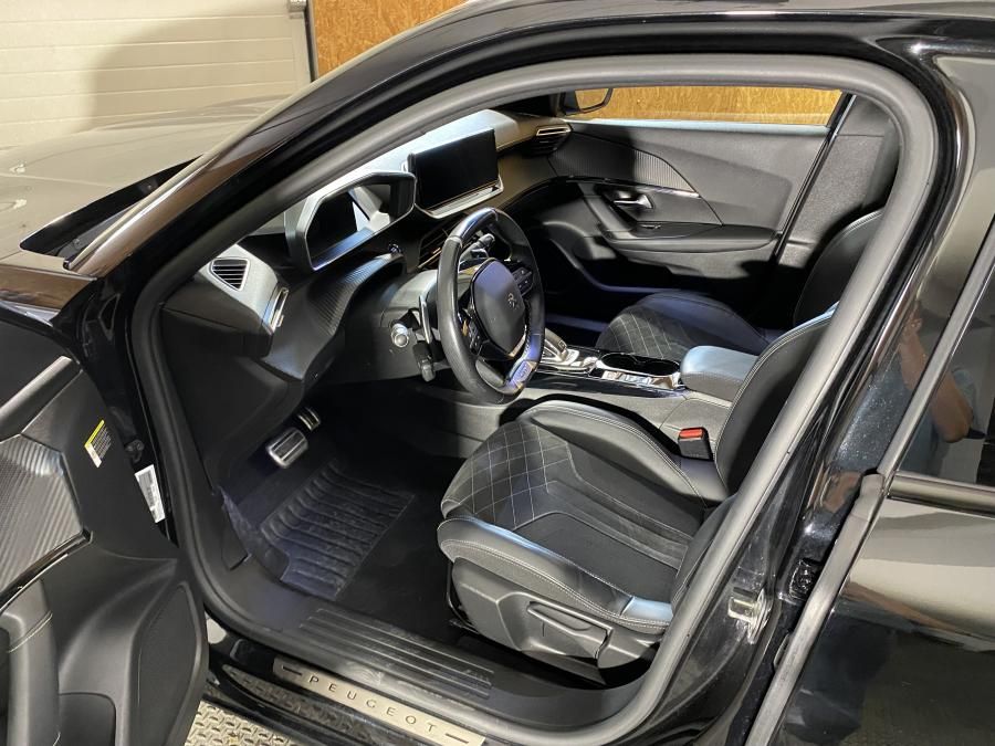 peugeot-2008-2022-gasolina-1199cc