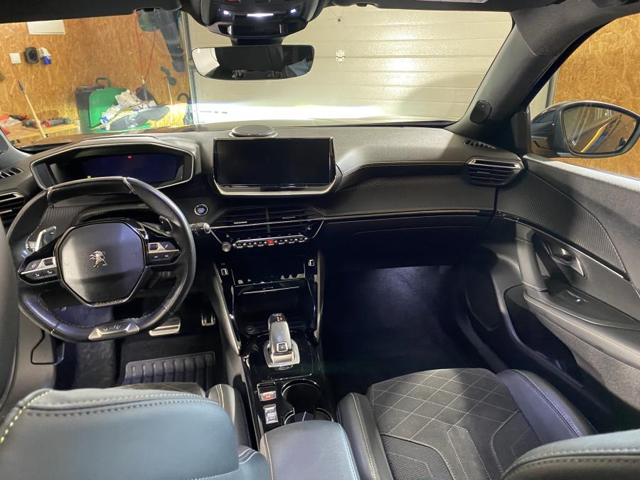 peugeot-2008-2022-gasolina-1199cc
