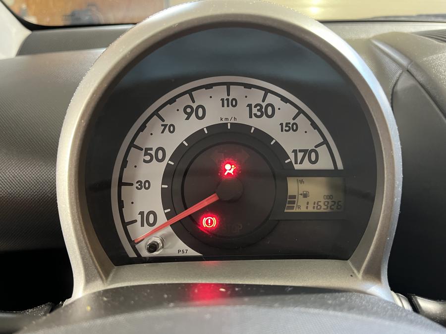 peugeot-107-2013-gasolina-998cc