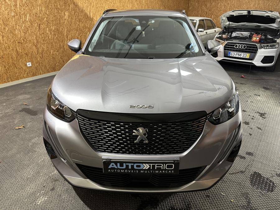 peugeot-2008-2021-gasolina-1199cc