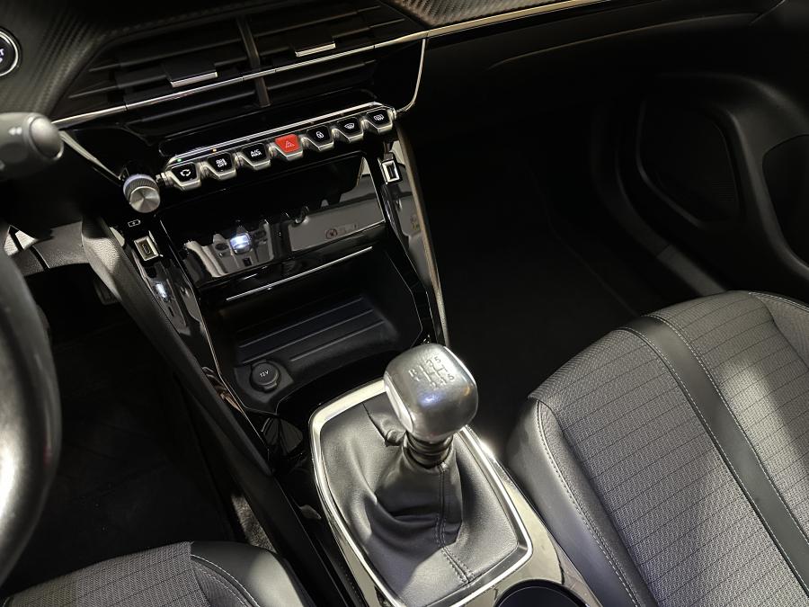 peugeot-2008-2021-gasolina-1199cc