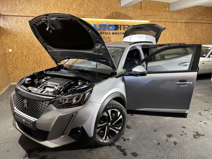 peugeot-2008-2021-gasolina-1199cc