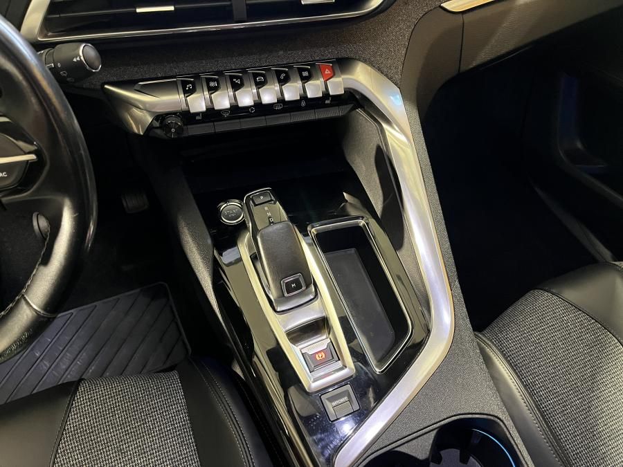 peugeot-5008-2018-diesel-1499cc