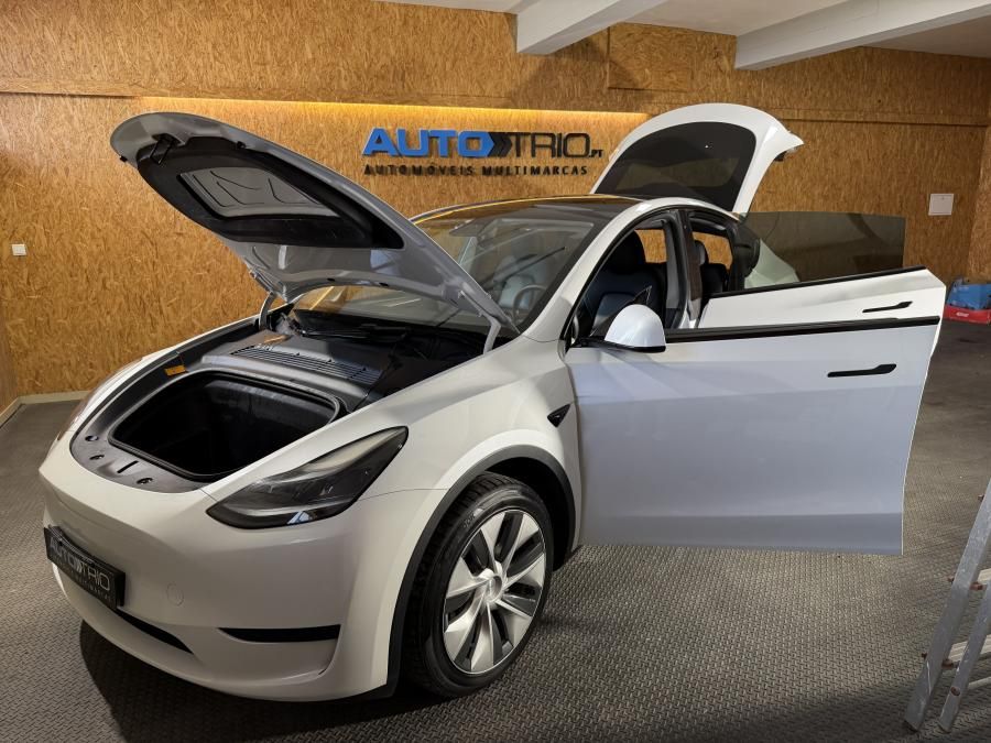 tesla-model-y-2023-eletrico-0cc