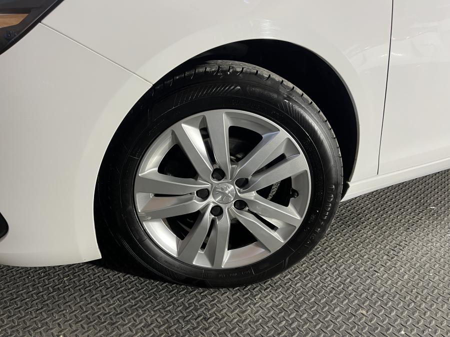 peugeot-308-2019-diesel-1499cc