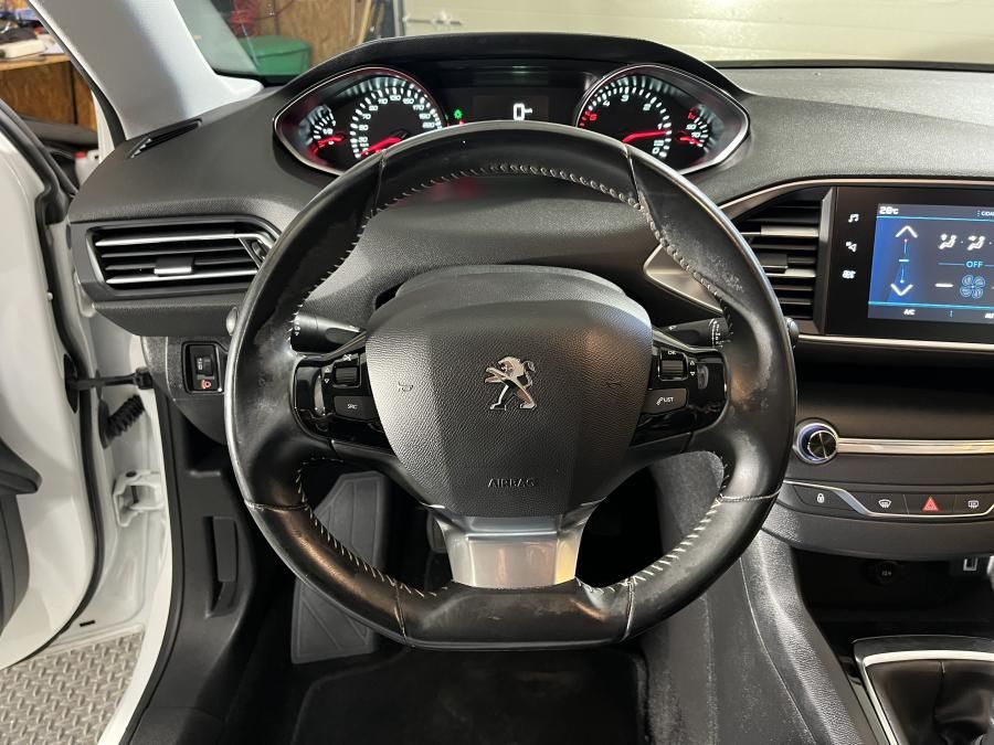 peugeot-308-2019-diesel-1499cc