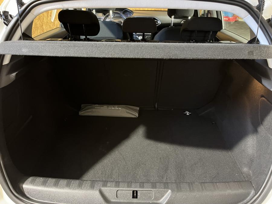 peugeot-308-2019-diesel-1499cc