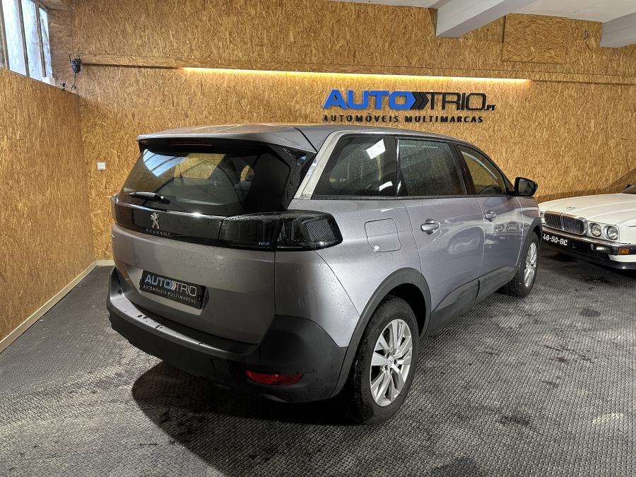 peugeot-5008-2021-diesel-1499cc
