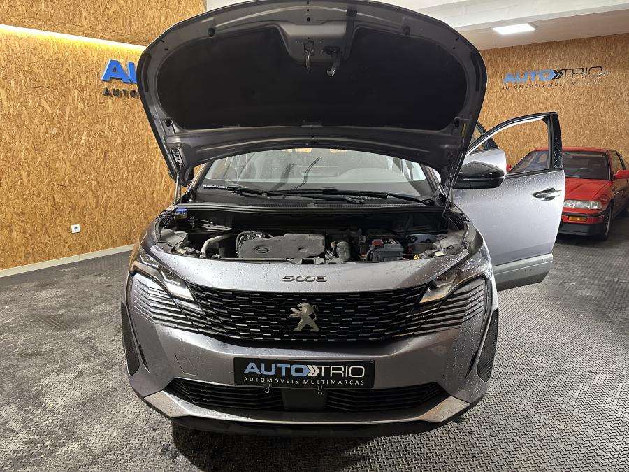 peugeot-5008-2021-diesel-1499cc